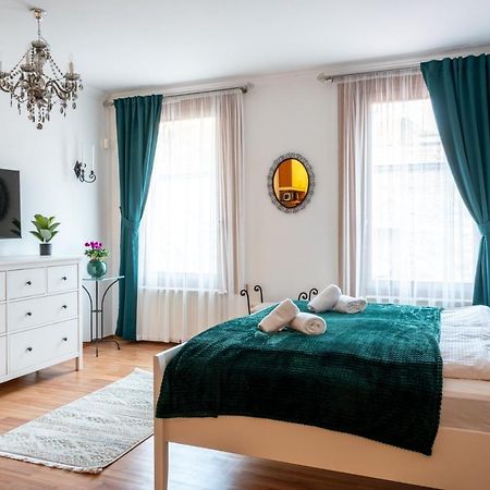 Romantic Studio Secret Garden Budapeşte Dış mekan fotoğraf