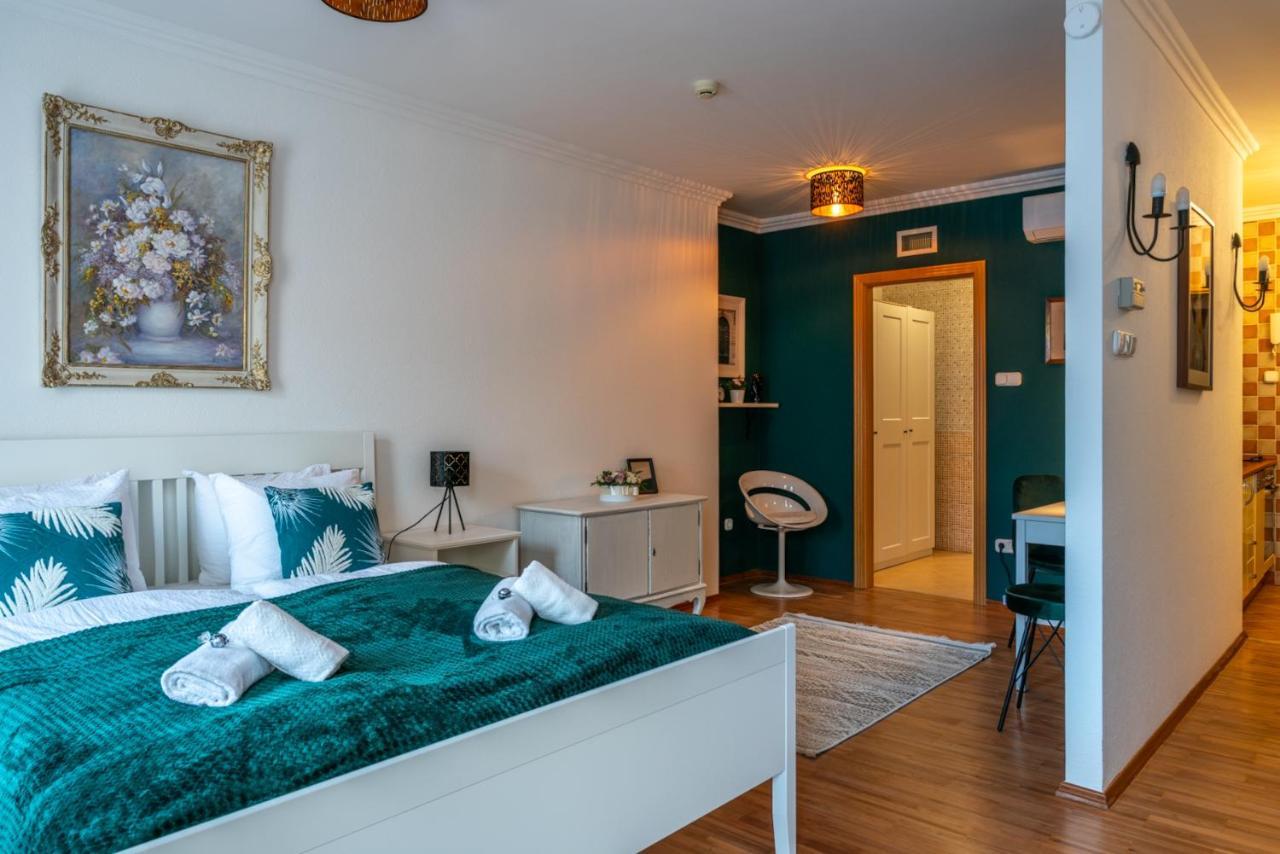 Romantic Studio Secret Garden Budapeşte Dış mekan fotoğraf