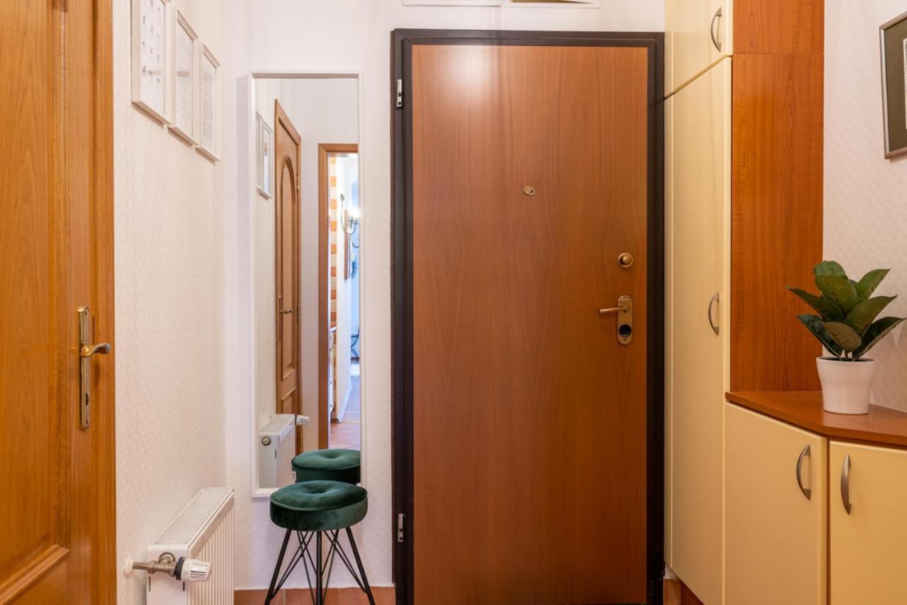 Romantic Studio Secret Garden Budapeşte Dış mekan fotoğraf