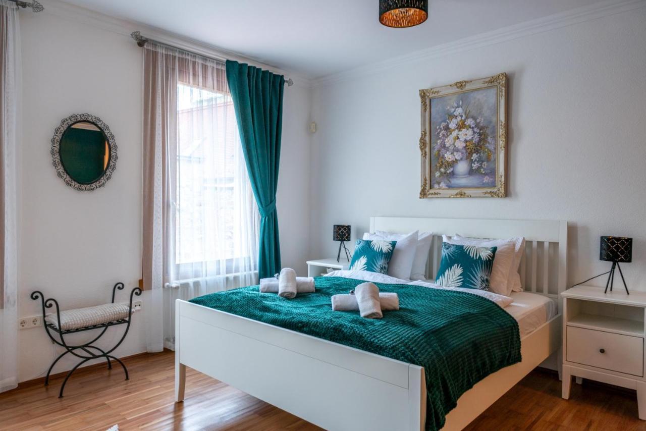 Romantic Studio Secret Garden Budapeşte Dış mekan fotoğraf